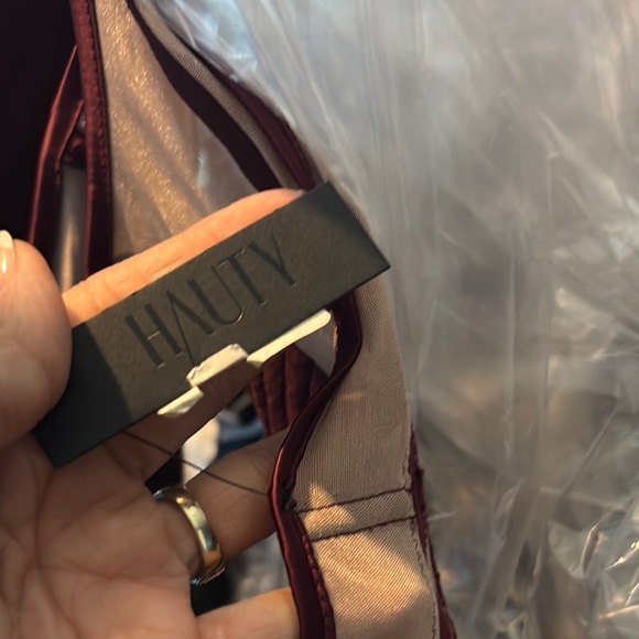 Red and Cream Garter Belt with Geometric Straps (New with tags) - Picture 3 of 4